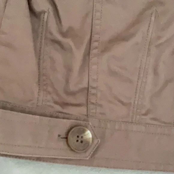 Kenneth Cole Reaction Women's Tan Jacket.  Short bomber style. - Picture 9 of 10